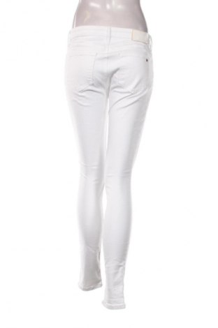 Blugi de femei Tommy Hilfiger, Mărime M, Culoare Alb, Preț 267,99 Lei