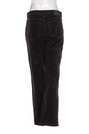 Női kordbársony nadrág Pioneer, Méret L, Szín Barna, Ár 1 949 Ft