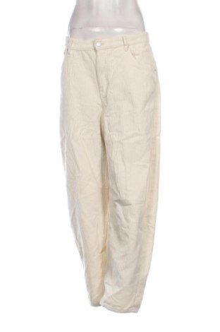 Dámske menčestráky Pull&Bear, Veľkosť XL, Farba Kremová, Cena  9,95 €