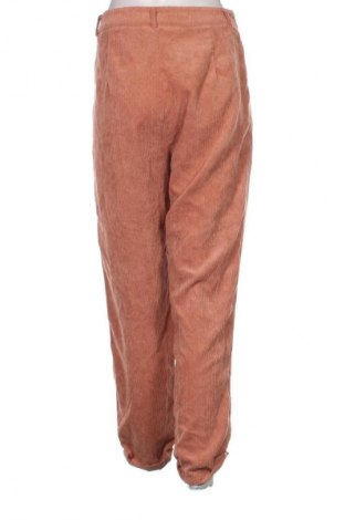 Dámské manšestráky  SHEIN, Velikost M, Barva Béžová, Cena  365,00 Kč