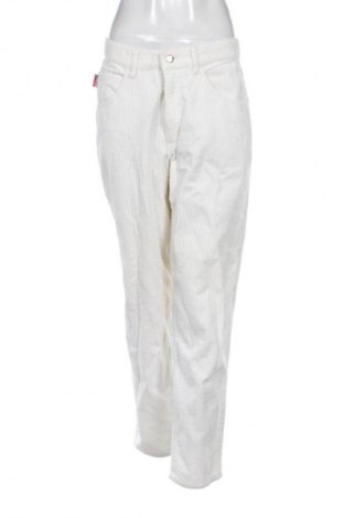 Damskie sztruksy Unbranded, Rozmiar M, Kolor ecru, Cena 21,99 zł