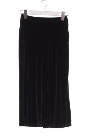 Női rövidnadrág Bershka, Méret XXS, Szín Fekete, Ár 839 Ft