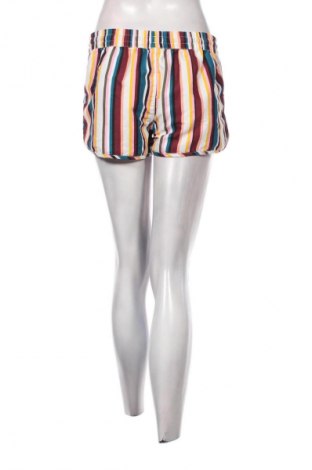 Női rövidnadrág C&A, Méret M, Szín Sokszínű, Ár 2 459 Ft
