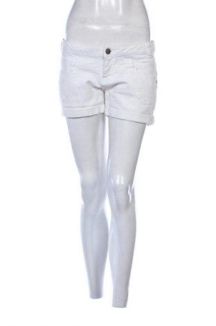 Dámske kraťasy  Clockhouse, Veľkosť M, Farba Biela, Cena  5,95 €