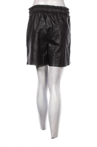 Dámske kraťasy  Edc By Esprit, Veľkosť S, Farba Čierna, Cena  7,95 €