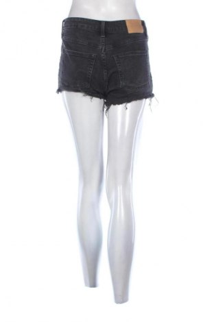 Damskie szorty H&M, Rozmiar S, Kolor Czarny, Cena 43,99 zł