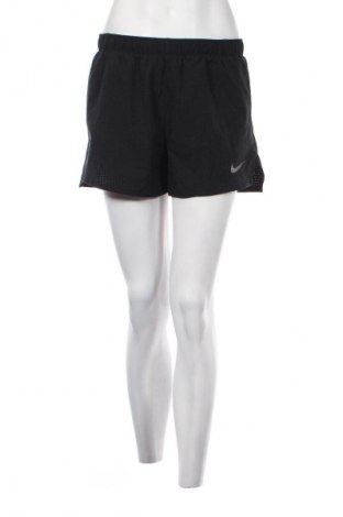 Női rövidnadrág Nike, Méret M, Szín Fekete, Ár 4 309 Ft