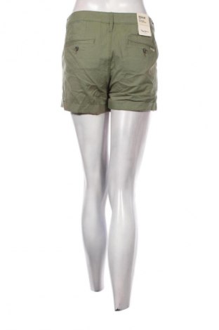 Дамски къс панталон Pepe Jeans, Размер L, Цвят Зелен, Цена 22,00 €
