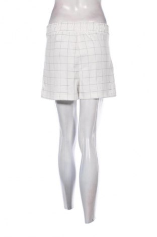 Dámske kraťasy  Pull&Bear, Veľkosť S, Farba Viacfarebná, Cena  5,95 €