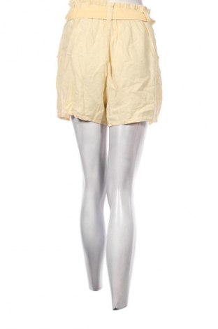 Női rövidnadrág Sinsay, Méret S, Szín Sárga, Ár 1 999 Ft