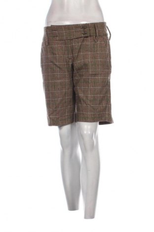 Dámské kraťasy  Sisley, Velikost L, Barva Vícebarevné, Cena  1 049,00 Kč