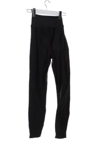 Дамски клин Unbranded, Размер XXS, Цвят Черен, Цена 5,11 €