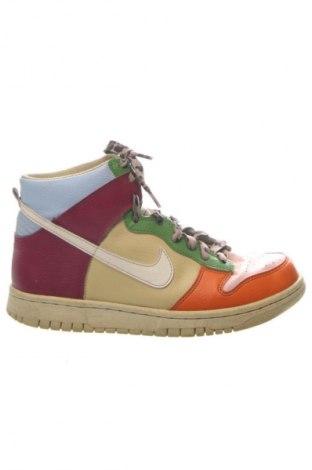 Γυναικεία παπούτσια Nike, Μέγεθος 38, Χρώμα Πολύχρωμο, Τιμή 48,99 €