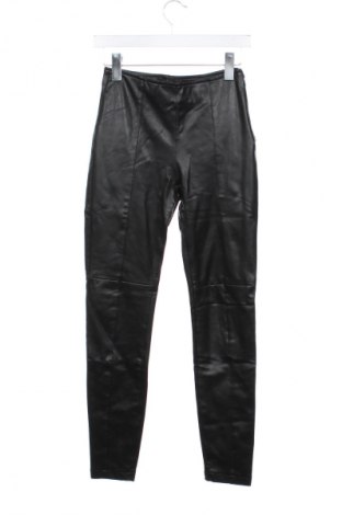 Damskie spodnie Bershka, Rozmiar XS, Kolor Czarny, Cena 14,99 zł
