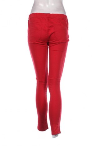 Damskie spodnie Bershka, Rozmiar L, Kolor Czerwony, Cena 25,70 zł