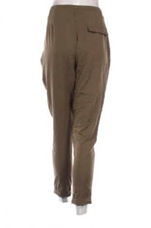 Dámske nohavice Brandtex, Veľkosť L, Farba Zelená, Cena  2,95 €