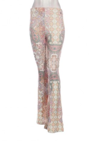 Pantaloni de femei Guess, Mărime S, Culoare Multicolor, Preț 199,91 Lei