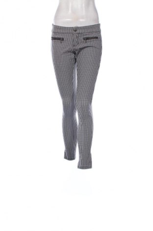 Dámske nohavice Guess, Veľkosť M, Farba Viacfarebná, Cena  13,95 €