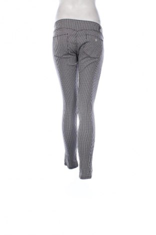 Dámske nohavice Guess, Veľkosť M, Farba Viacfarebná, Cena  13,95 €