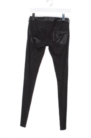 Dámske nohavice Guess, Veľkosť XS, Farba Viacfarebná, Cena  9,95 €