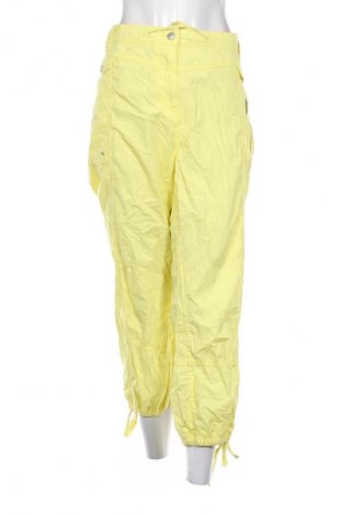 Damskie spodnie Ms Mode, Rozmiar 4XL, Kolor Żółty, Cena 47,99 zł