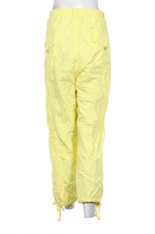 Damskie spodnie Ms Mode, Rozmiar 4XL, Kolor Żółty, Cena 47,99 zł