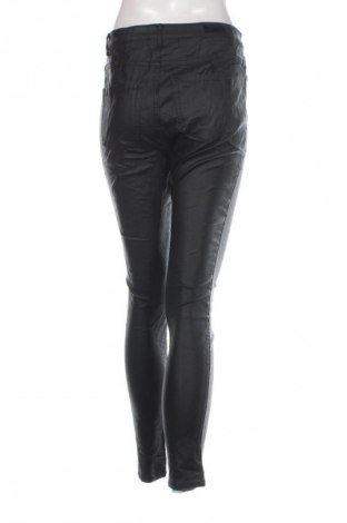 Дамски панталон ONLY, Размер L, Цвят Черен, Цена 7,66 €