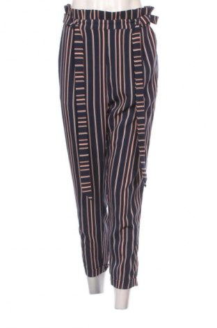 Damskie spodnie Pull&Bear, Rozmiar M, Kolor Kolorowy, Cena 14,99 zł