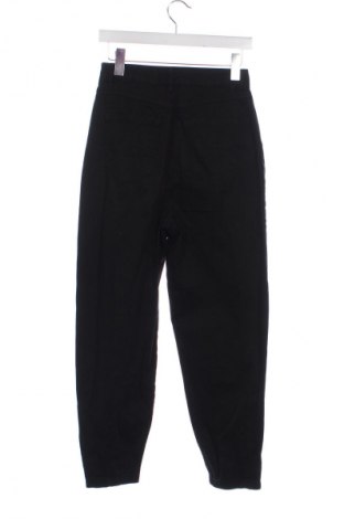Damskie spodnie Reserved, Rozmiar XS, Kolor Czarny, Cena 16,99 zł