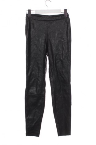 Dámské kalhoty  S.Oliver, Velikost XS, Barva Černá, Cena  79,00 Kč