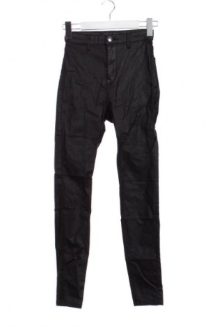 Damskie spodnie Stradivarius, Rozmiar XS, Kolor Czarny, Cena 21,99 zł
