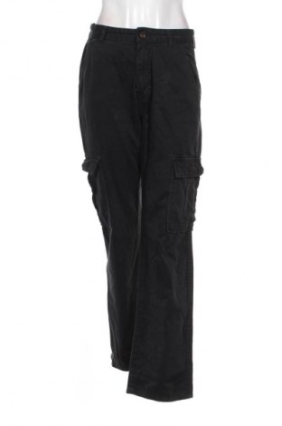 Pantaloni de femei Stradivarius, Mărime M, Culoare Negru, Preț 25,23 Lei