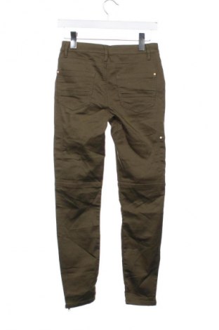 Дамски панталон Vero Moda, Размер S, Цвят Зелен, Цена 3,57 €