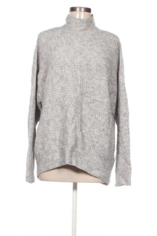 Dámský svetr H&M, Velikost M, Barva Šedá, Cena  418,00 Kč