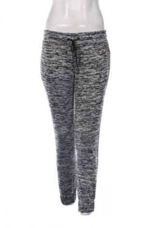 Dámské tepláky Adidas, Velikost S, Barva Vícebarevné, Cena  305,00 Kč