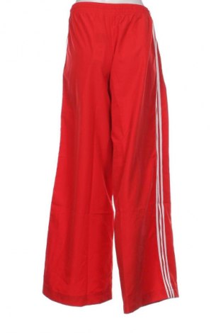 Dámské tepláky Adidas, Velikost M, Barva Červená, Cena  1 279,00 Kč