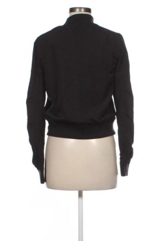 Dámská bunda  Bershka, Velikost M, Barva Černá, Cena  179,00 Kč