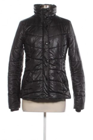 Kurtka damska Clockhouse, Rozmiar M, Kolor Czarny, Cena 131,57 zł