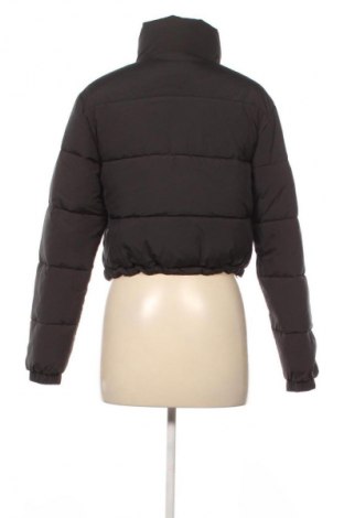 Дамско яке Tommy Jeans, Размер XS, Цвят Черен, Цена 117,59 €