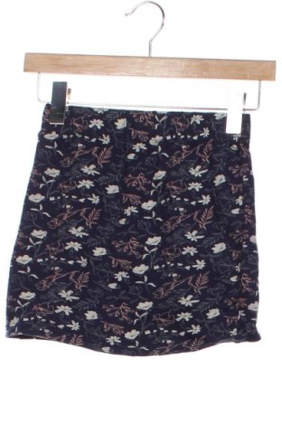 Kinderrock Sinsay, Größe 7-8y/ 128-134 cm, Farbe Mehrfarbig, Preis 2,99 €