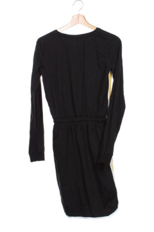 Gyerek ruha Friends, Méret 15-18y / 170-176 cm, Szín Fekete, Ár 1 809 Ft