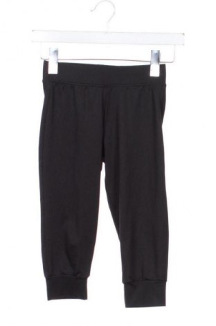 Gyerek sport nadrág Pocopiano, Méret 6-7y / 122-128 cm, Szín Fekete, Ár 1 119 Ft