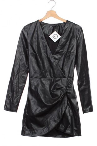 Kožené šaty  Zara, Velikost S, Barva Černá, Cena  259,00 Kč