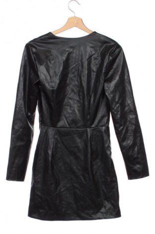 Kožené šaty  Zara, Velikost S, Barva Černá, Cena  259,00 Kč