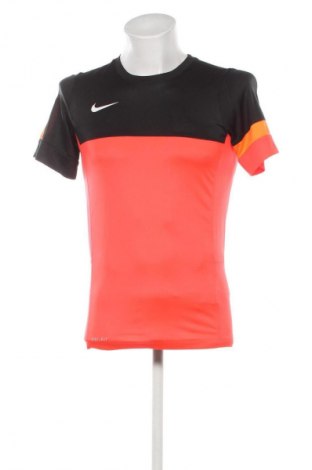 Pánské tričko  Nike, Velikost S, Barva Vícebarevné, Cena  359,00 Kč