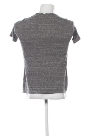 Pánské tričko  United Colors Of Benetton, Velikost L, Barva Šedá, Cena  217,00 Kč