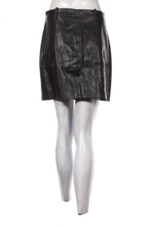 Spódnica Amisu, Rozmiar M, Kolor Czarny, Cena 7,99 zł