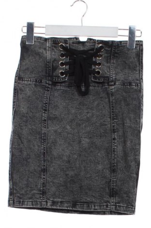 Sukňa Amisu, Veľkosť XS, Farba Čierna, Cena  4,95 €