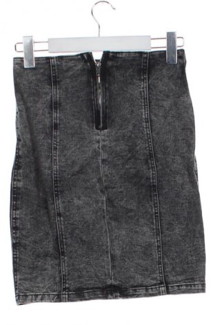 Sukňa Amisu, Veľkosť XS, Farba Čierna, Cena  4,95 €