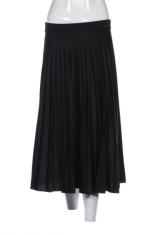 Sukně Bershka, Velikost S, Barva Vícebarevné, Cena  234,00 Kč